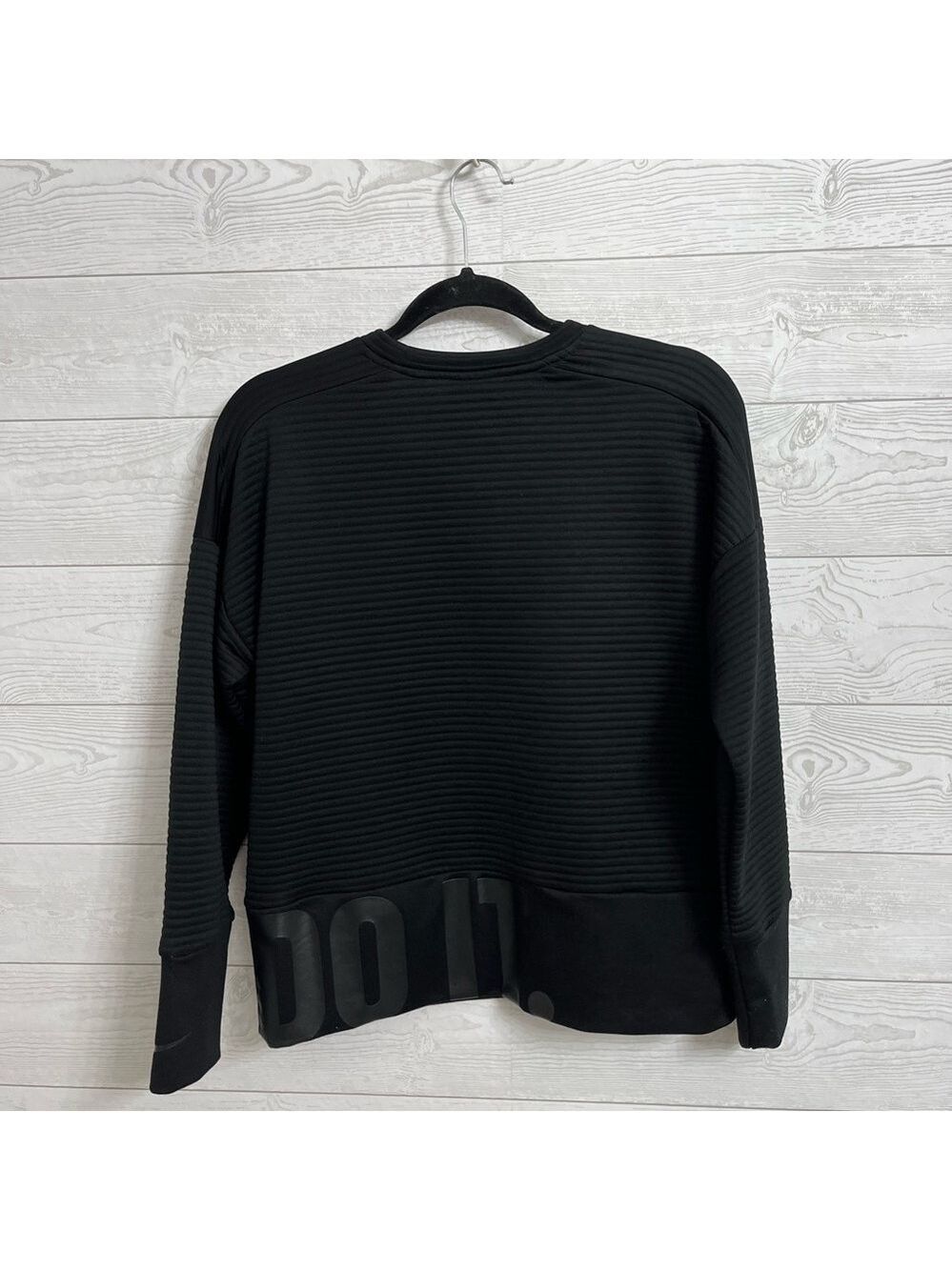 Nike Women’s Black Ribbed Cropped Crewneck Sweatshirt. Size XS - Picture 2 of 6